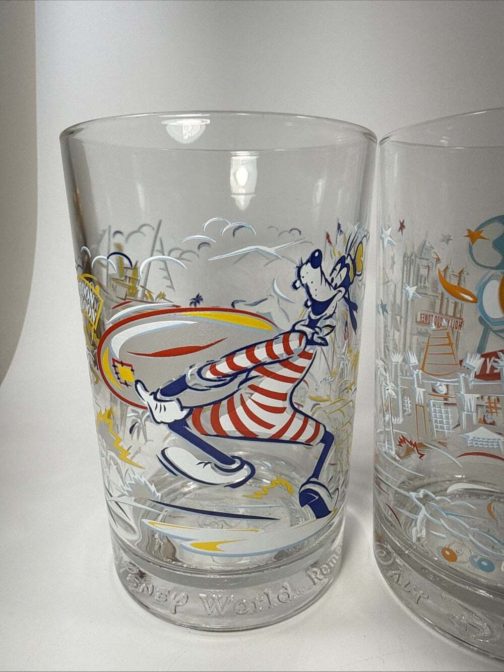 Set of 4 McDonalds Walt Disney World Remember The Magic 25th Anniversary Glasses - Picture 3 of 7